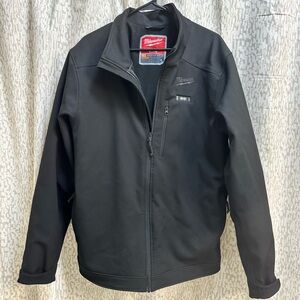 Black Milwaukee Men’s Heated M12 Jacket